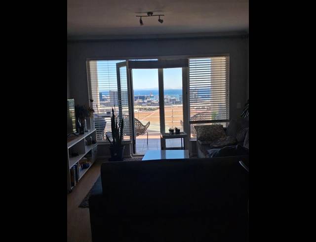 2 BEDROOM PROPERTY TO RENT IN VREDEHOEK